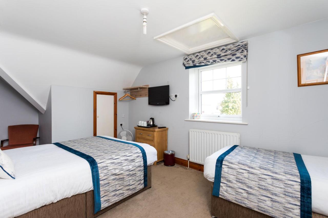 The Lawn Guest House Gatwick Χόρλι Εξωτερικό φωτογραφία