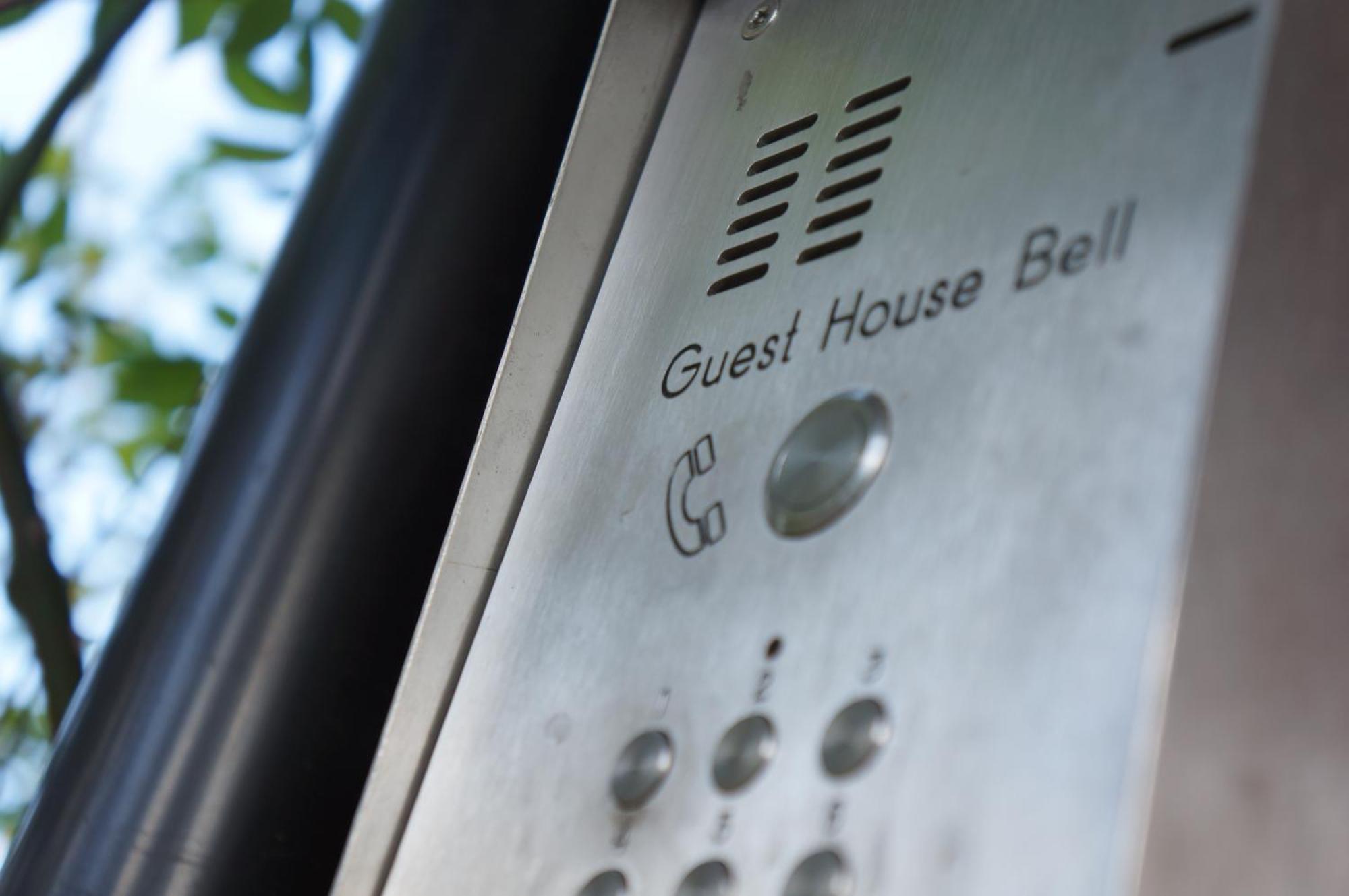 The Lawn Guest House Gatwick Χόρλι Εξωτερικό φωτογραφία