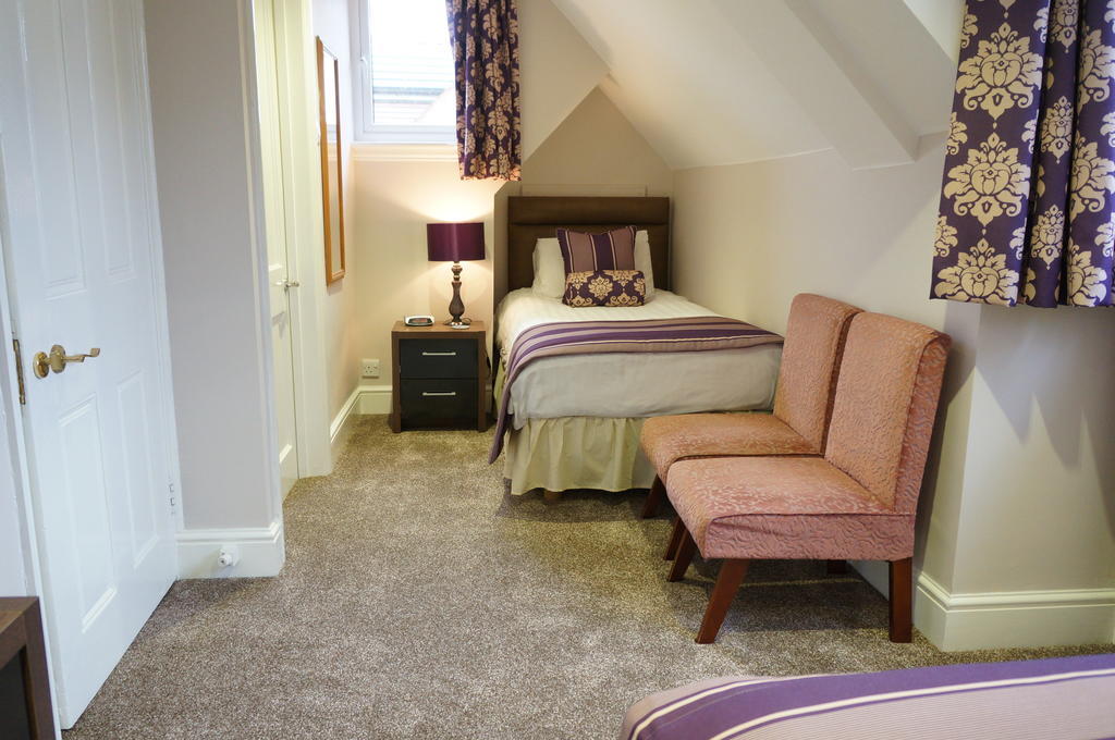 The Lawn Guest House Gatwick Χόρλι Εξωτερικό φωτογραφία
