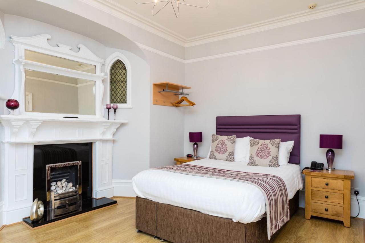 The Lawn Guest House Gatwick Χόρλι Εξωτερικό φωτογραφία