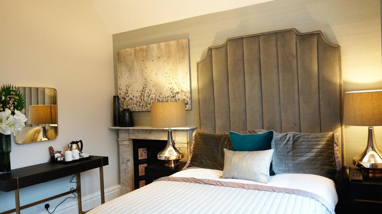 The Lawn Guest House Gatwick Χόρλι Εξωτερικό φωτογραφία