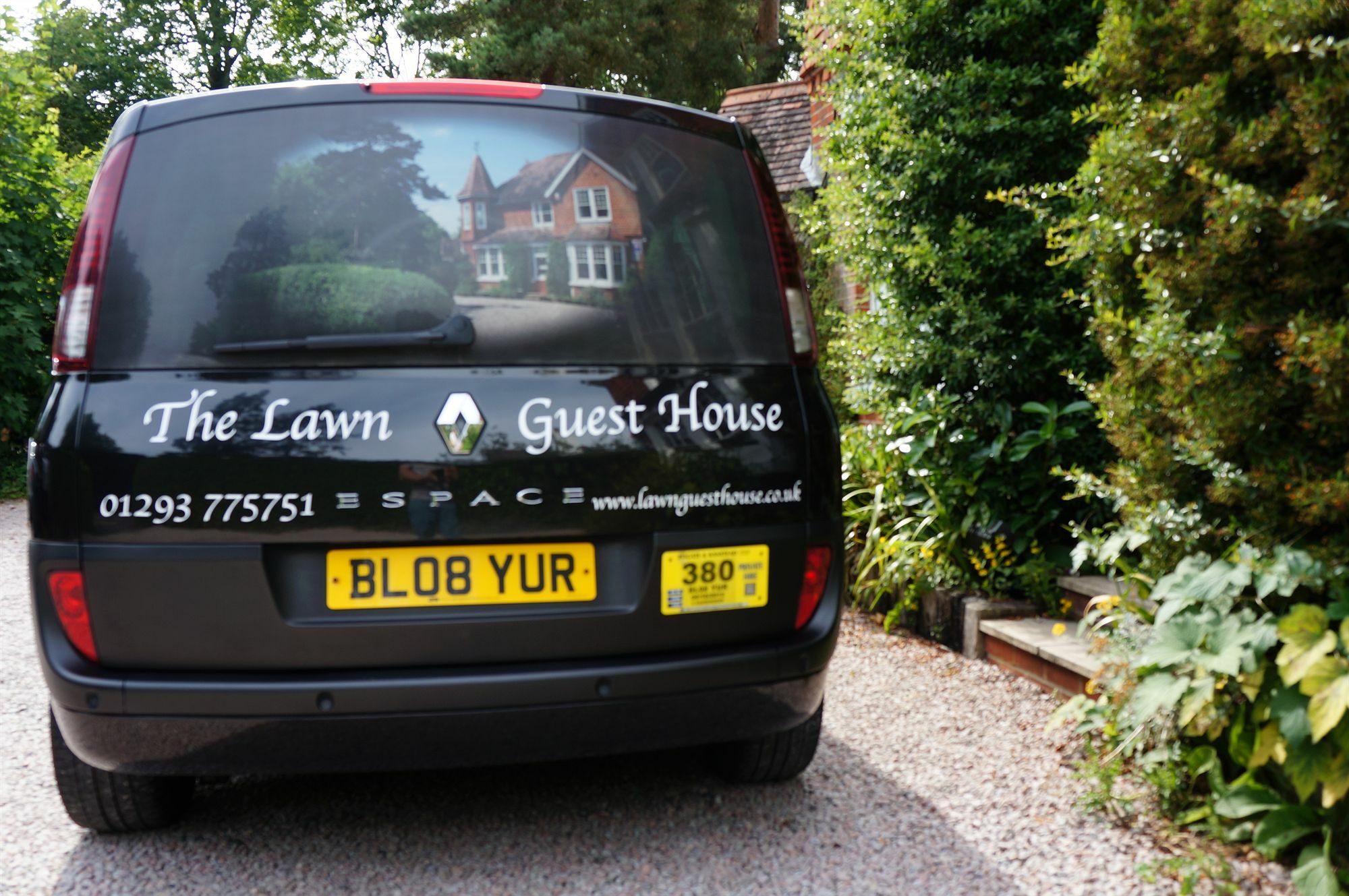 The Lawn Guest House Gatwick Χόρλι Εξωτερικό φωτογραφία