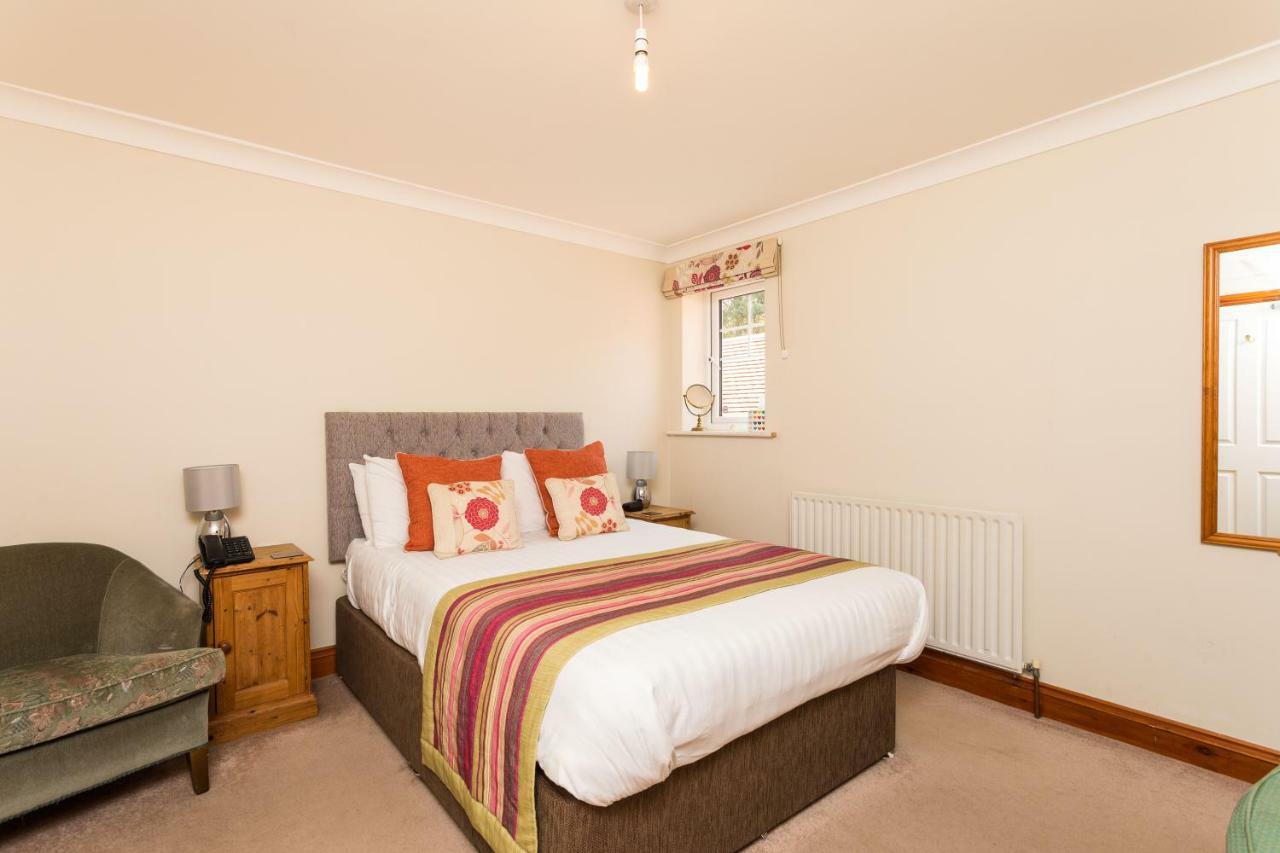 The Lawn Guest House Gatwick Χόρλι Δωμάτιο φωτογραφία